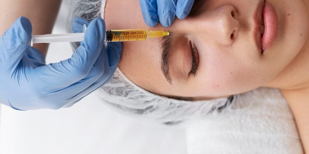 Cum pot fi combinate botoxul si acidul hialuronic pentru rezultate naturale